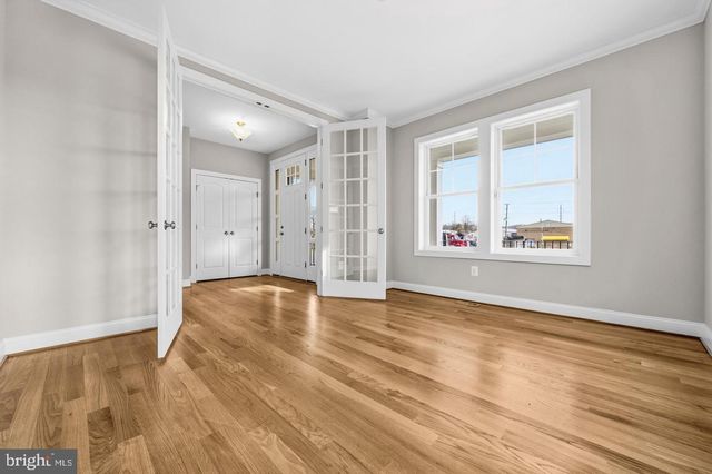 5807 BEECHER ST, Cheverly, MD 20785