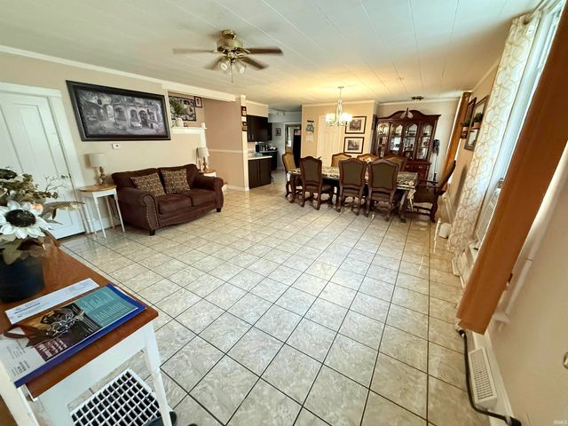 514 W Linden Avenue, Logansport, IN 46947