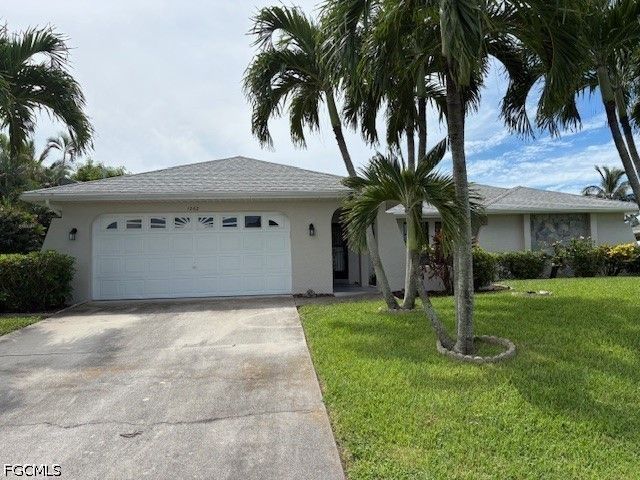1202 SE 21st LN, Cape Coral, FL 33990