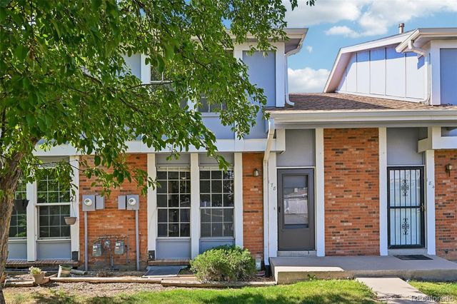 178 Paris Circle, Aurora, CO 80011
