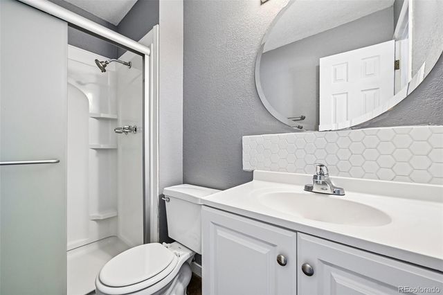 178 Paris Circle, Aurora, CO 80011