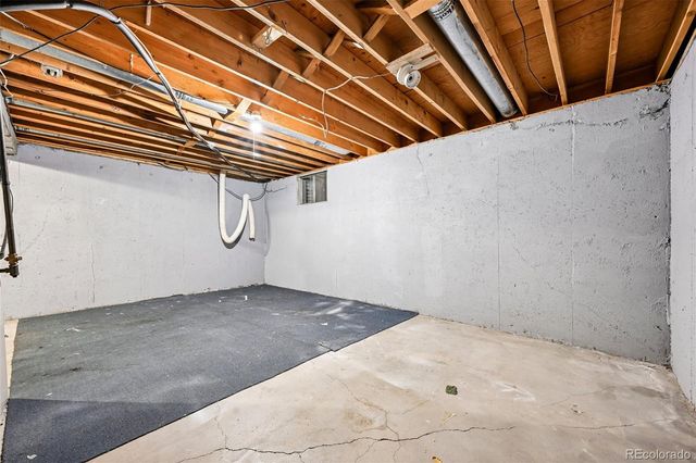 178 Paris Circle, Aurora, CO 80011