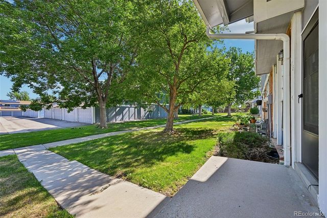 178 Paris Circle, Aurora, CO 80011