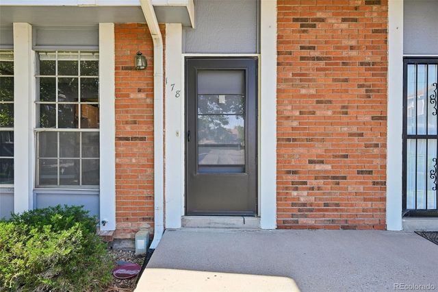 178 Paris Circle, Aurora, CO 80011