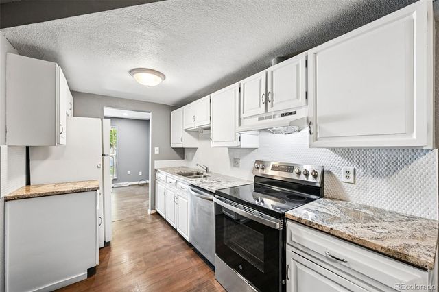 178 Paris Circle, Aurora, CO 80011