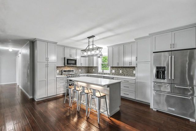 2510 Mt Vernon Avenue, Janesville, WI 53545