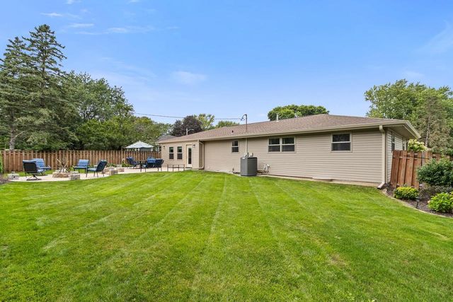 2510 Mt Vernon Avenue, Janesville, WI 53545