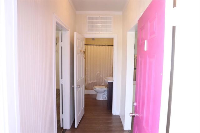 2689 County Road 32, Angleton, TX 77515