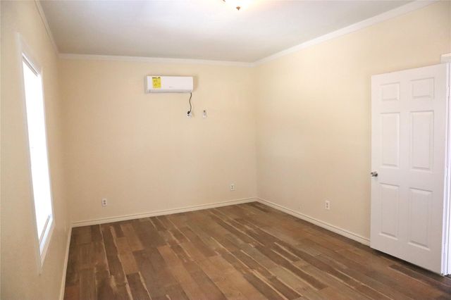 2689 County Road 32, Angleton, TX 77515