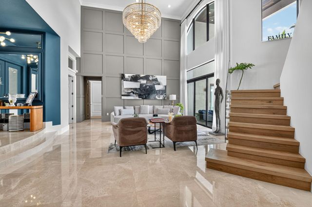 16892 Strasbourg Lane, Delray Beach, FL 33446