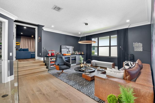 16892 Strasbourg Lane, Delray Beach, FL 33446