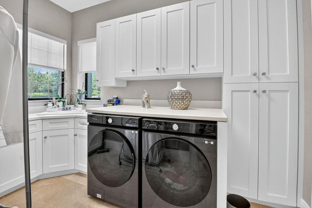 16892 Strasbourg Lane, Delray Beach, FL 33446