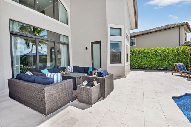 16892 Strasbourg Lane, Delray Beach, FL 33446