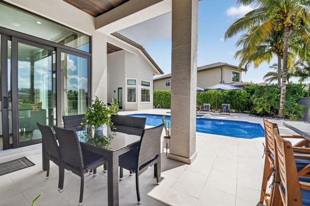 16892 Strasbourg Lane, Delray Beach, FL 33446