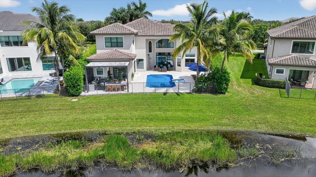 16892 Strasbourg Lane, Delray Beach, FL 33446