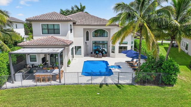 16892 Strasbourg Lane, Delray Beach, FL 33446
