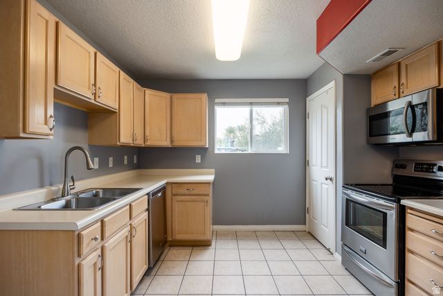 432 E PARK OAK PL, Millcreek, UT 84107