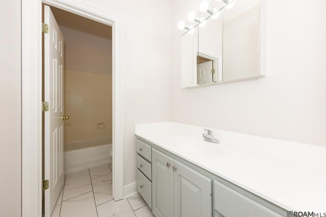 13546 Brown Rd, Denham Springs, LA 70726