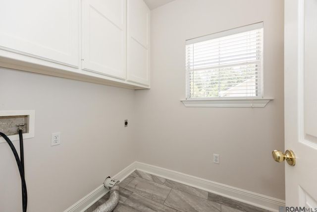 13546 Brown Rd, Denham Springs, LA 70726