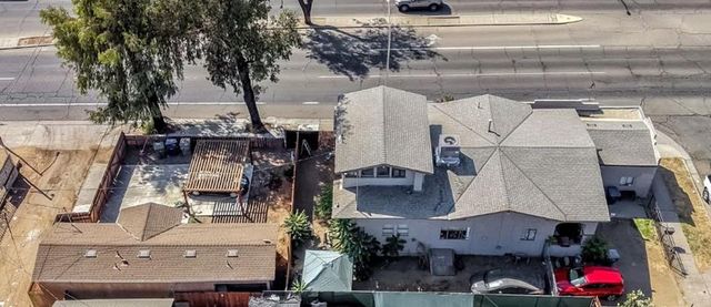 326 N 1st Street, Fresno, CA 93702