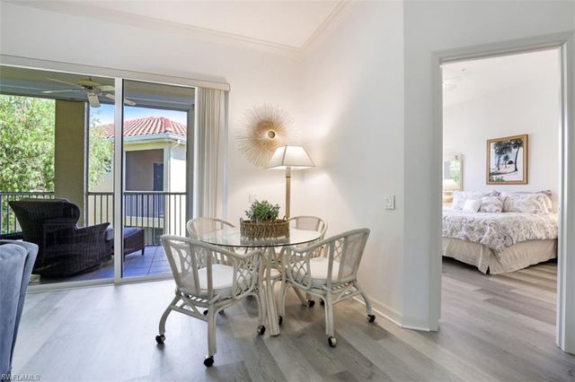 600 L Ambiance CIR 6, Naples, FL 34108
