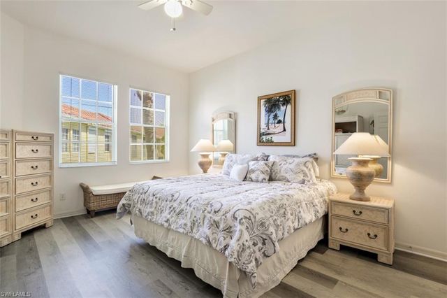 600 L Ambiance CIR 6, Naples, FL 34108