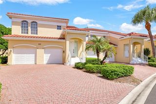 600 L Ambiance CIR 6, Naples, FL 34108