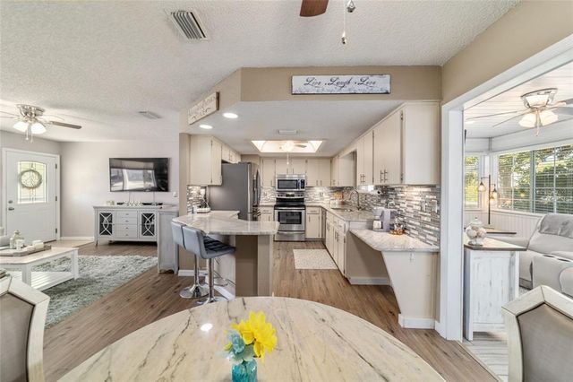 11475 SW 85TH AVENUE, Ocala, FL 34481