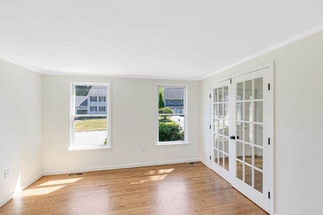 138 Orchard Hill Rd, Haverhill, MA 01835