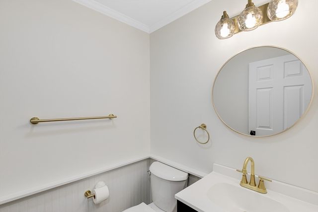 138 Orchard Hill Rd, Haverhill, MA 01835