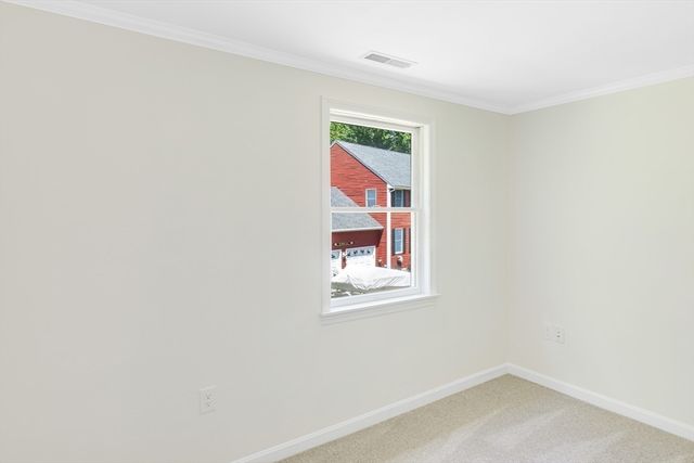 138 Orchard Hill Rd, Haverhill, MA 01835