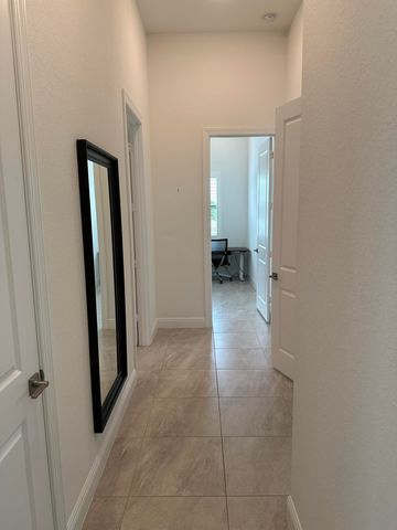 8540 W Parkland Bay Trail, Parkland, FL 33076