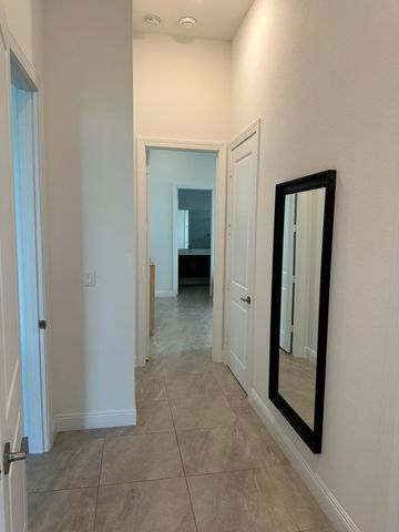 8540 W Parkland Bay Trail, Parkland, FL 33076