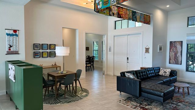 8540 W Parkland Bay Trail, Parkland, FL 33076