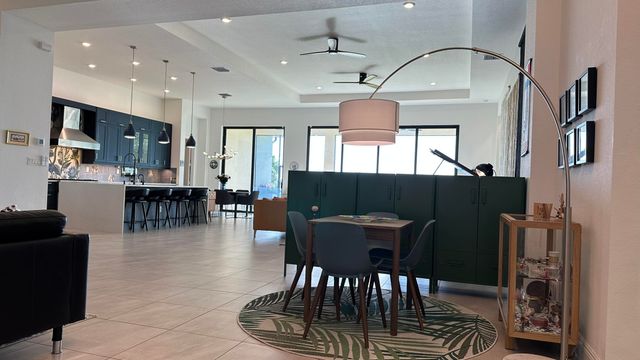 8540 W Parkland Bay Trail, Parkland, FL 33076