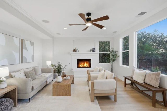 925 Bridgeport Court, San Marcos, CA 92078