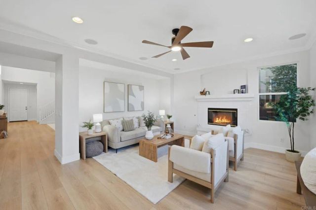 925 Bridgeport Court, San Marcos, CA 92078