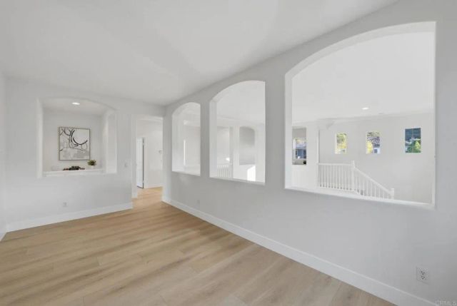 925 Bridgeport Court, San Marcos, CA 92078