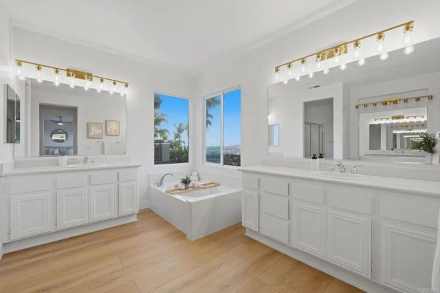 925 Bridgeport Court, San Marcos, CA 92078