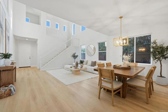 925 Bridgeport Court, San Marcos, CA 92078