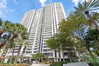 21205 Yacht Club Dr 805, Aventura, FL 33180