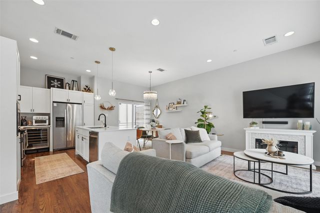 2280 N Fitzhugh Avenue 30, Dallas, TX 75204