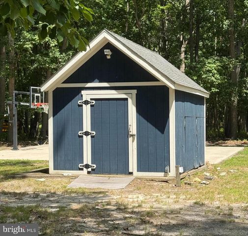 60 TRESTLE AVE, Hammonton, NJ 08037