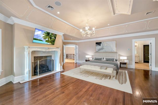 7 Buckingham Drive, Alpine, NJ 07620