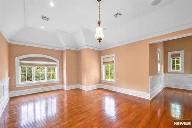 7 Buckingham Drive, Alpine, NJ 07620