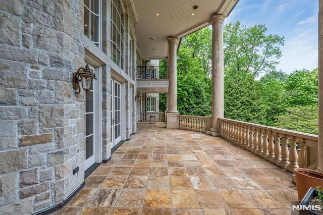 7 Buckingham Drive, Alpine, NJ 07620