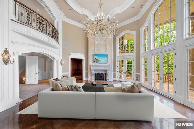 7 Buckingham Drive, Alpine, NJ 07620