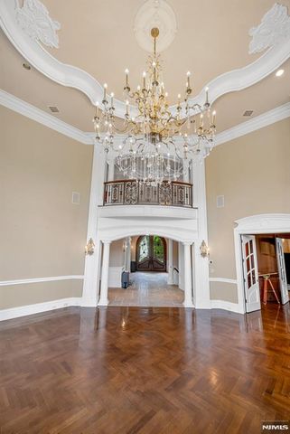 7 Buckingham Drive, Alpine, NJ 07620