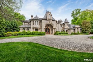 7 Buckingham Drive, Alpine, NJ 07620