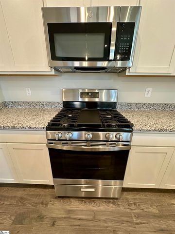 513 Poinsett Bridge Way, Greenville, SC 29607
